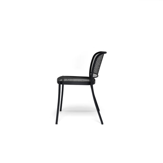 1_556_CHAISE